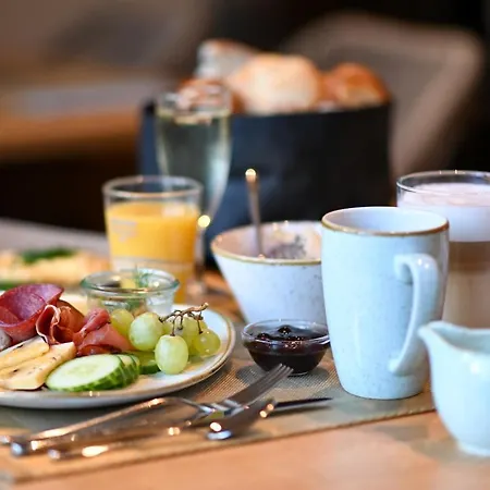 Готель Erika Boutiquehotel Кіцбюель