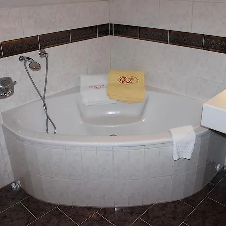 Erika Boutiquehotel Готель 4*